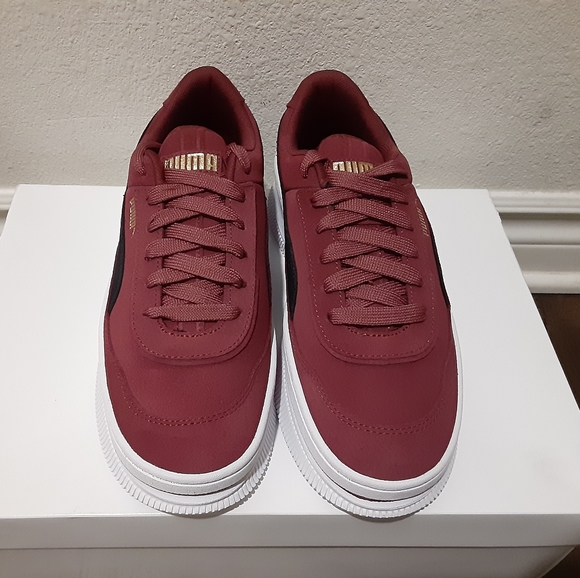 Puma - Picture 2 of 4